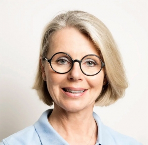 University Lecturer Dr. Katharina Schuchter
